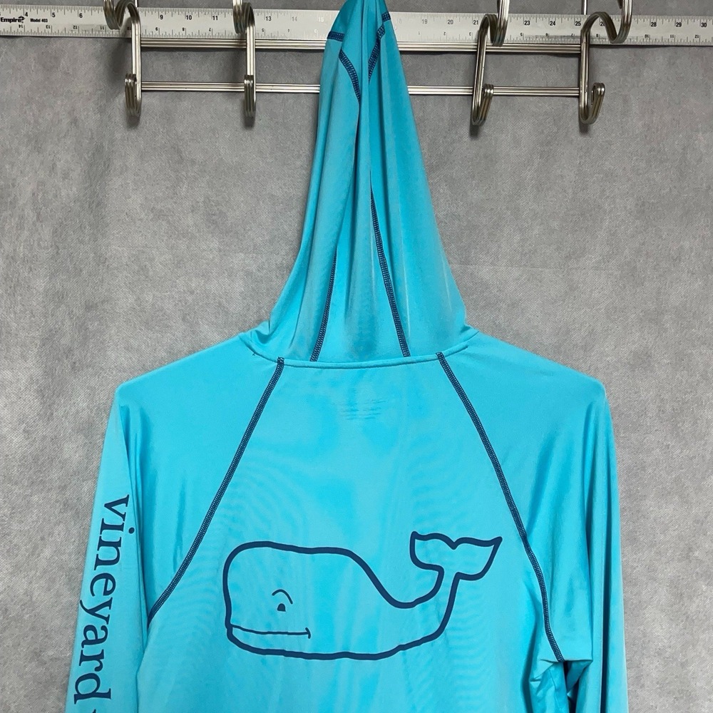 NWOT Vineyard Vines Hoodie Men M Aqua Gym Performance Whale Training Fishing L/S
